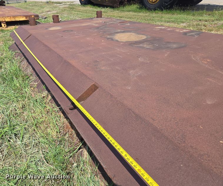 image for item EV1679 Trench box