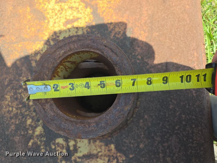 image for item EV1679 Trench box