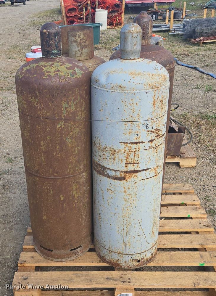 image for item EV1680 (4) propane heaters