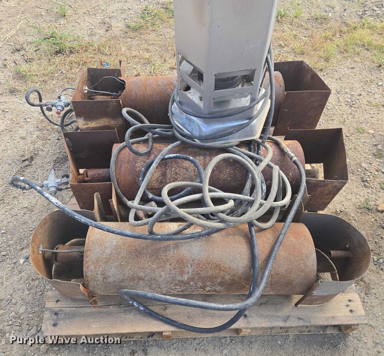 image for item EV1680 (4) propane heaters