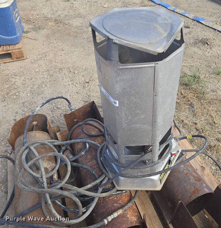 image for item EV1680 (4) propane heaters