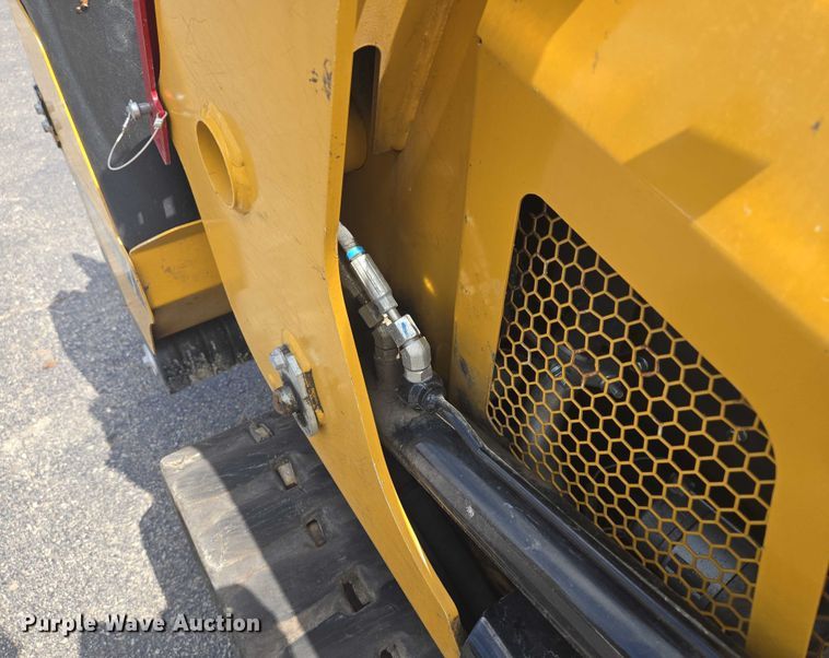 image for item EV1711 2021 Vermeer S925TX compact utility loader