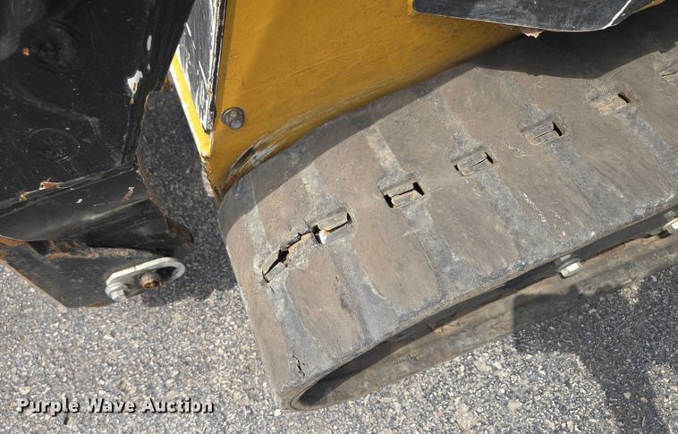 image for item EV1711 2021 Vermeer S925TX compact utility loader