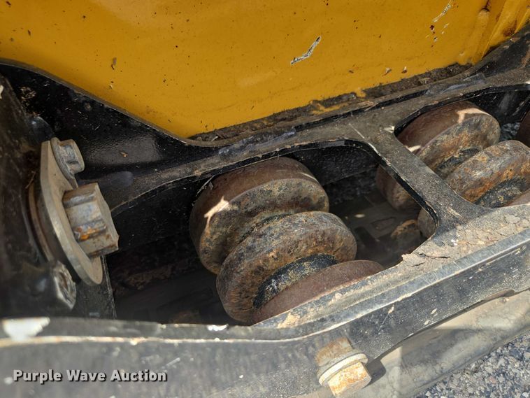 image for item EV1712 2018 Vermeer S925TX compact utility loader