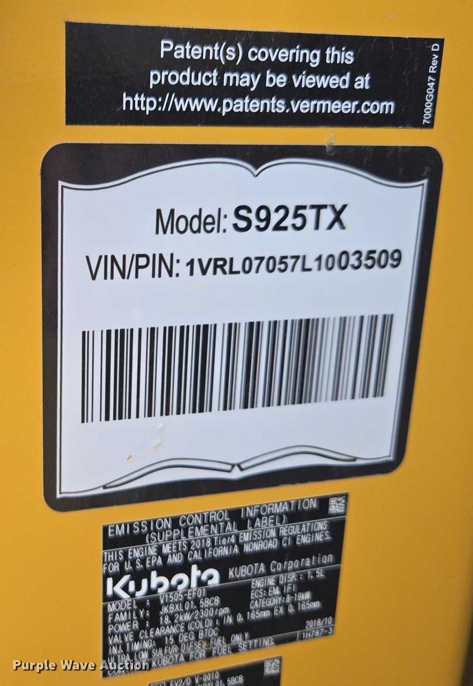 image for item EV1712 2018 Vermeer S925TX compact utility loader