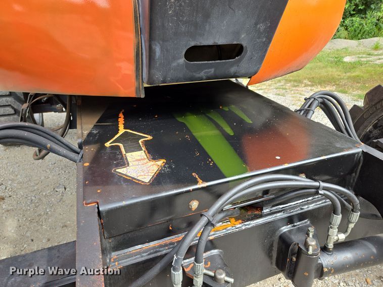 image for item EV1714 2011 JLG 600A boom lift