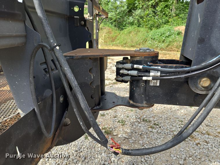 image for item EV1714 2011 JLG 600A boom lift