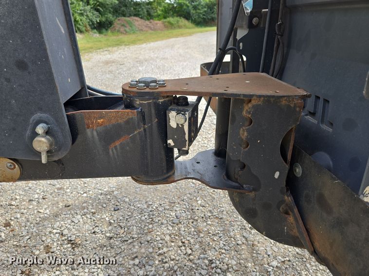 image for item EV1714 2011 JLG 600A boom lift