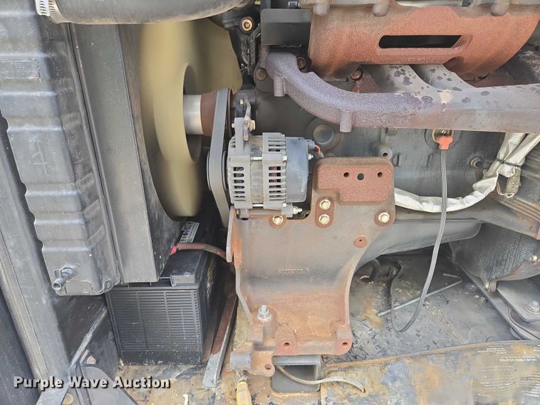 image for item EV1714 2011 JLG 600A boom lift