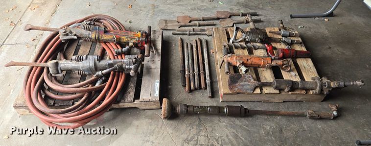 image for item EV1717 Tools