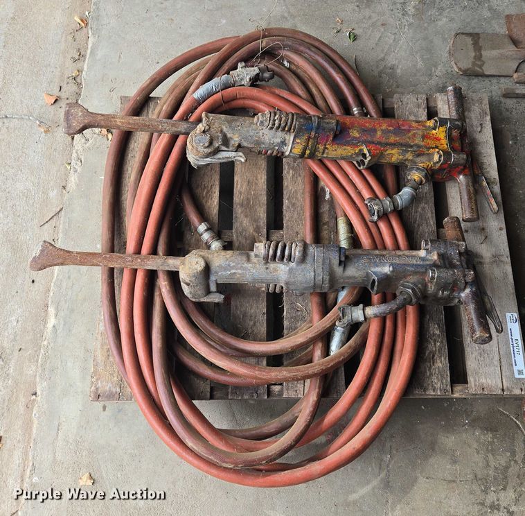 image for item EV1717 Tools