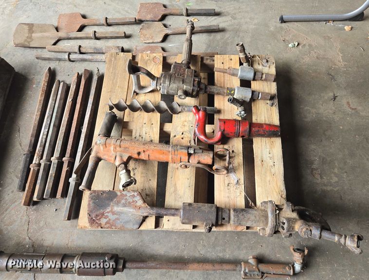 image for item EV1717 Tools