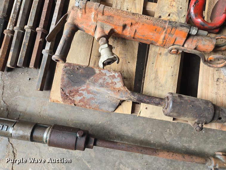 image for item EV1717 Tools