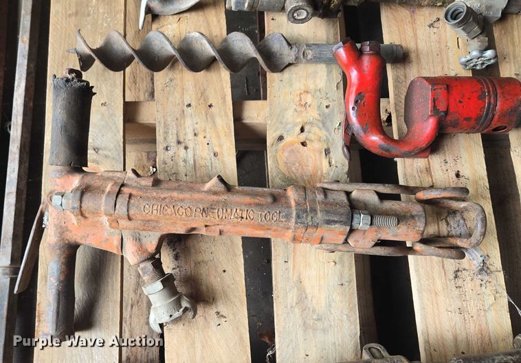 image for item EV1717 Tools