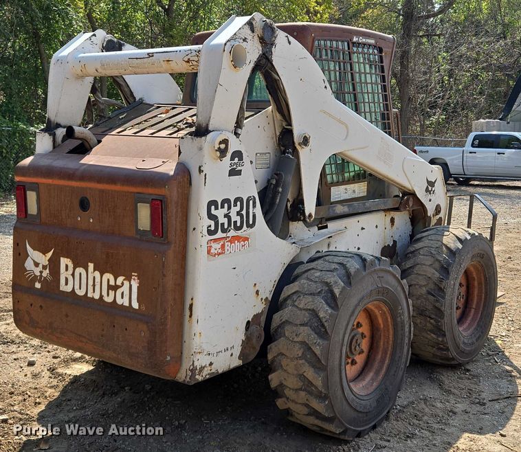 image for item EV1723 2008 Bobcat S330 skid steer loader