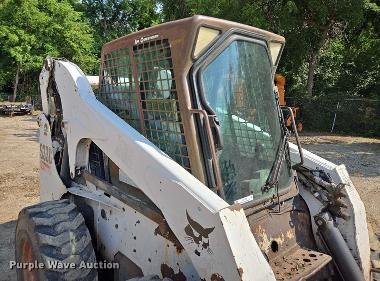 image for item EV1723 2008 Bobcat S330 skid steer loader