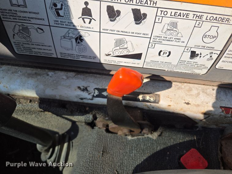 image for item EV1723 2008 Bobcat S330 skid steer loader