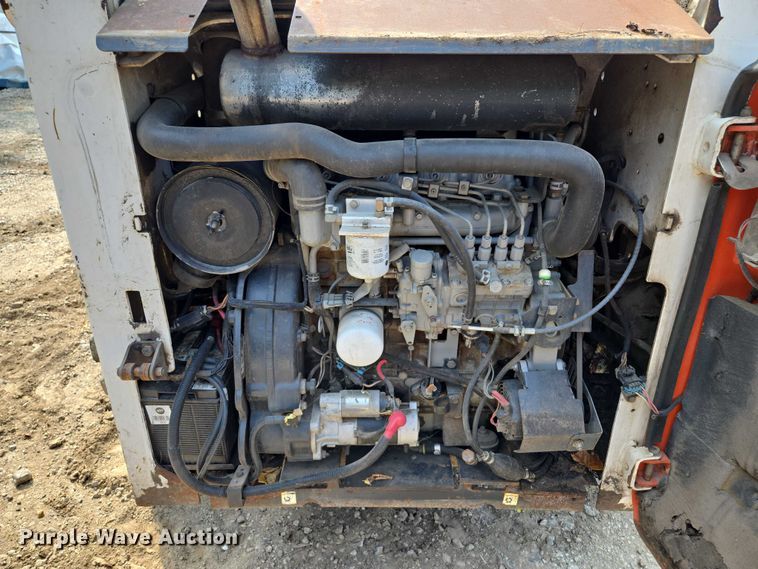 image for item EV1723 2008 Bobcat S330 skid steer loader