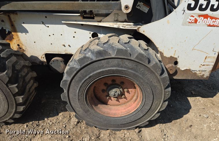 image for item EV1723 2008 Bobcat S330 skid steer loader