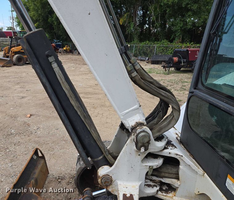 image for item EV1724 2008 Bobcat 337G mini excavator