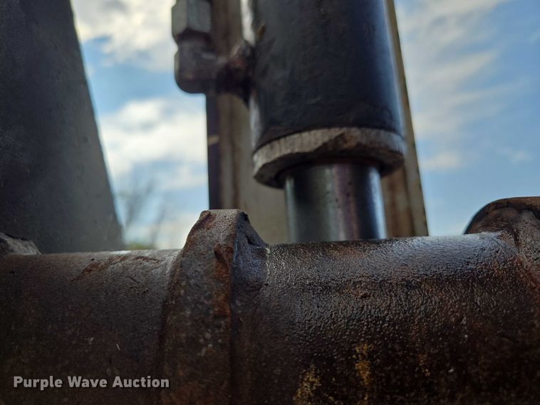 image for item EV1724 2008 Bobcat 337G mini excavator