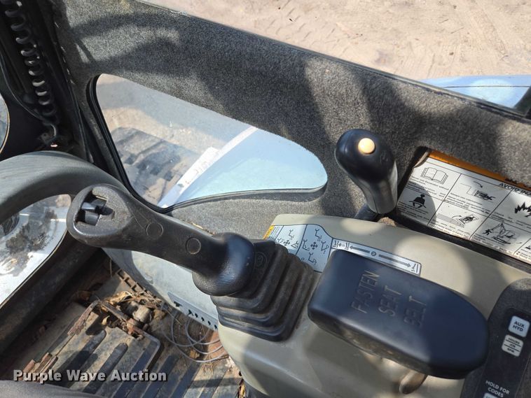 image for item EV1724 2008 Bobcat 337G mini excavator