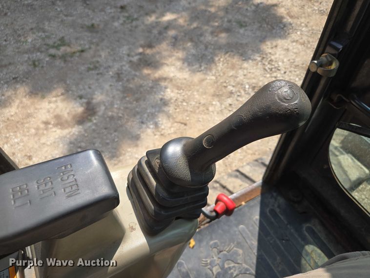 image for item EV1724 2008 Bobcat 337G mini excavator