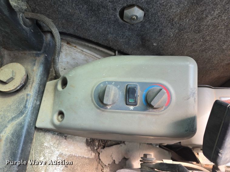 image for item EV1724 2008 Bobcat 337G mini excavator