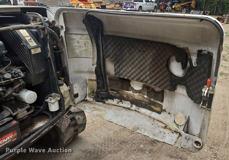 image for item EV1724 2008 Bobcat 337G mini excavator