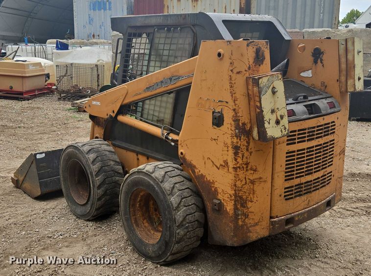 image for item EV1725 2002 Case 60XT skid steer loader