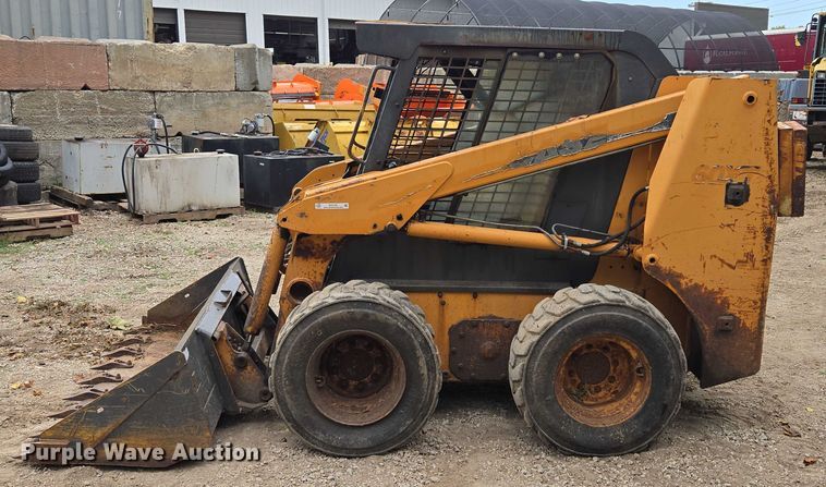 image for item EV1725 2002 Case 60XT skid steer loader