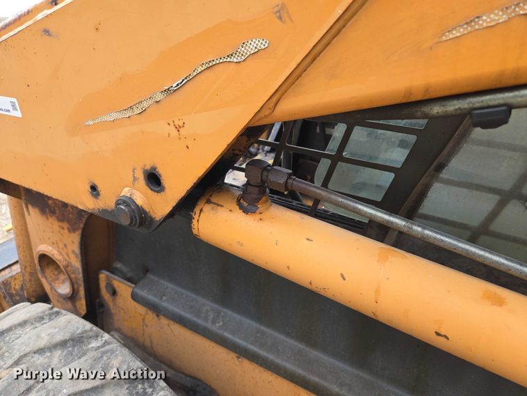 image for item EV1725 2002 Case 60XT skid steer loader