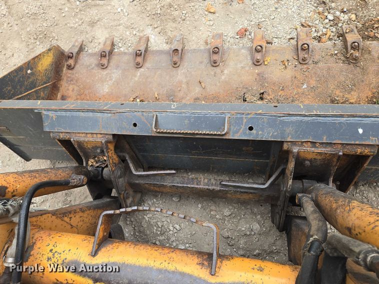 image for item EV1725 2002 Case 60XT skid steer loader