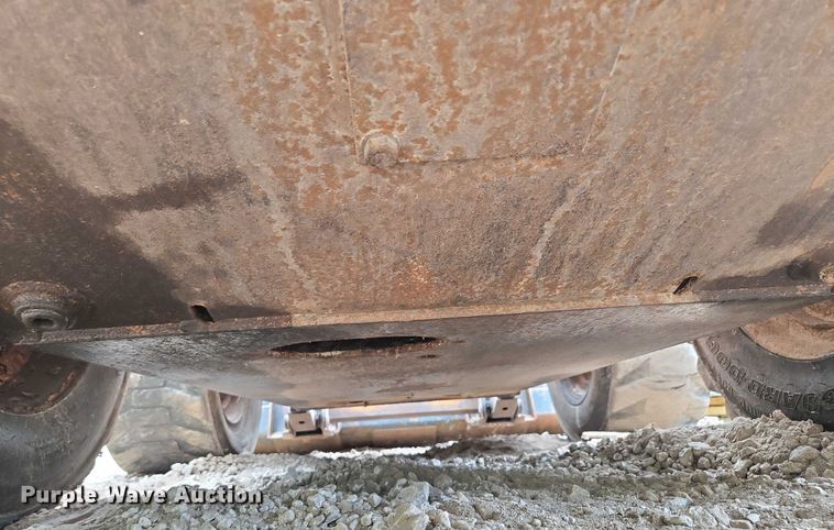 image for item EV1725 2002 Case 60XT skid steer loader