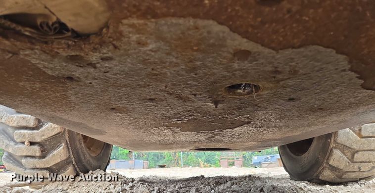 image for item EV1725 2002 Case 60XT skid steer loader