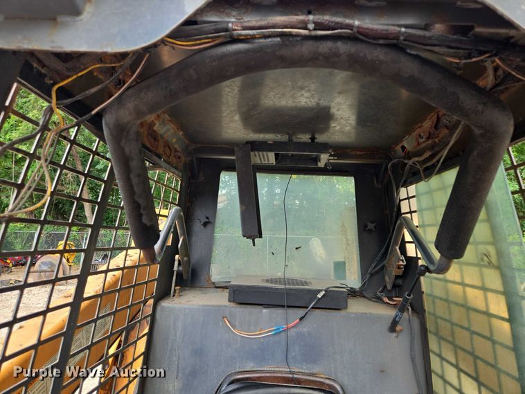 image for item EV1725 2002 Case 60XT skid steer loader