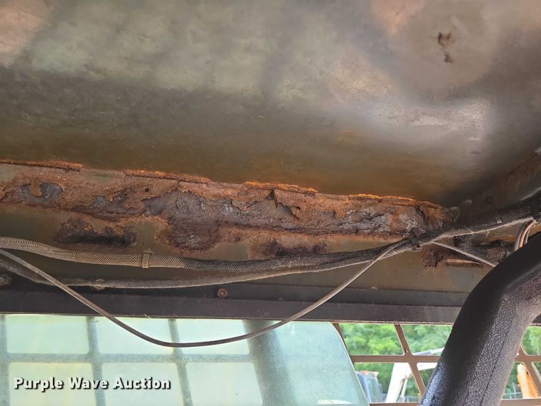 image for item EV1725 2002 Case 60XT skid steer loader