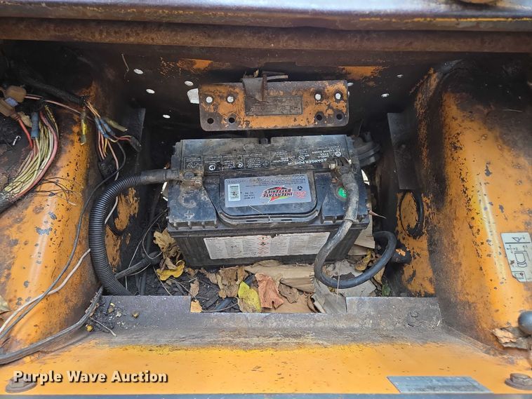 image for item EV1725 2002 Case 60XT skid steer loader