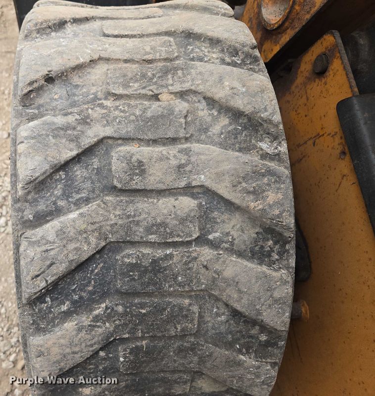 image for item EV1725 2002 Case 60XT skid steer loader