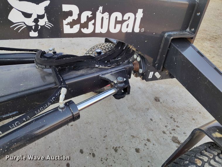 image for item IP9643 2023 Bobcat Grader 108 skid steer grader