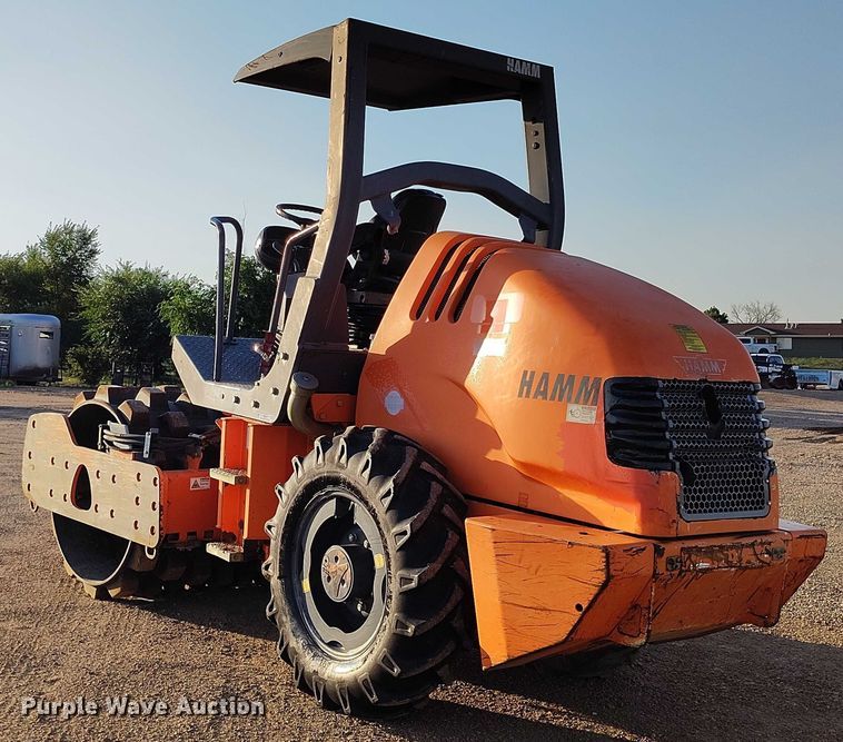 image for item IP9644 2012 Hamm 3205P single drum vibratory roller