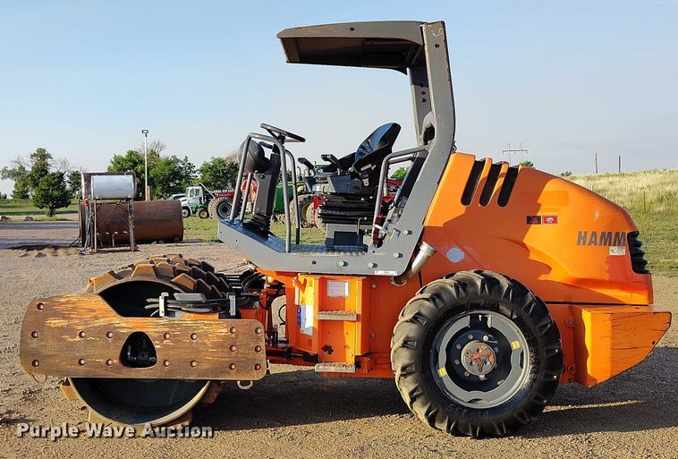 image for item IP9644 2012 Hamm 3205P single drum vibratory roller