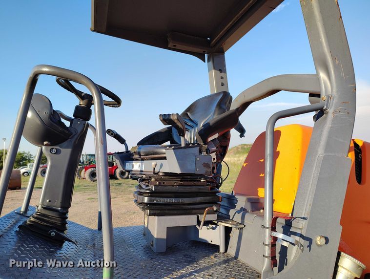 image for item IP9644 2012 Hamm 3205P single drum vibratory roller