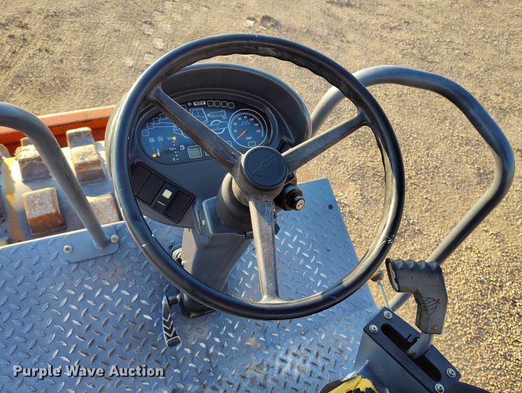 image for item IP9644 2012 Hamm 3205P single drum vibratory roller