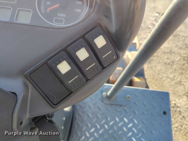 image for item IP9644 2012 Hamm 3205P single drum vibratory roller