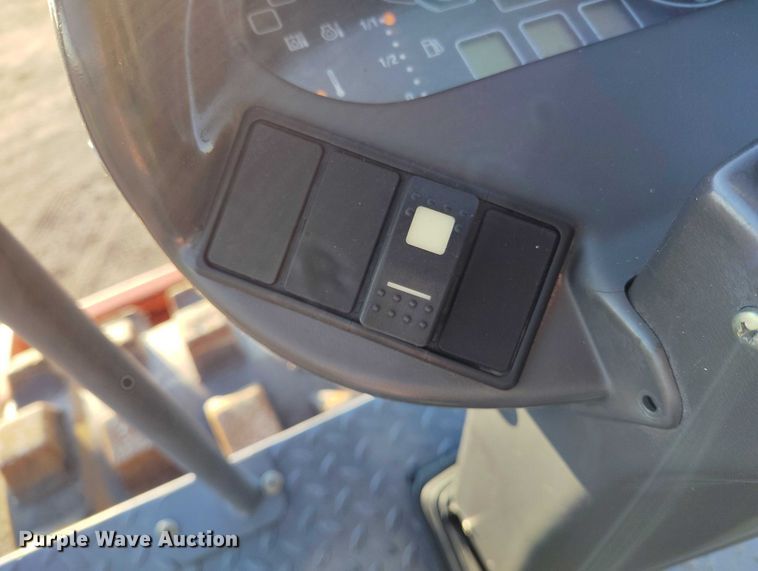 image for item IP9644 2012 Hamm 3205P single drum vibratory roller