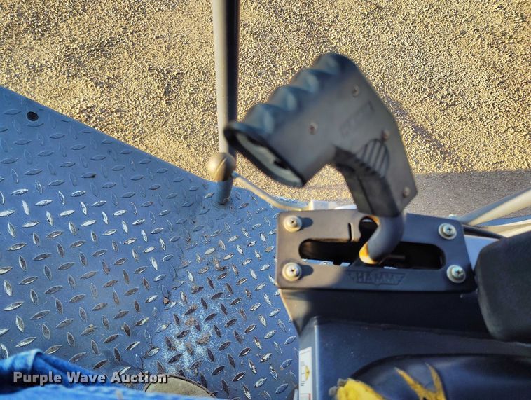 image for item IP9644 2012 Hamm 3205P single drum vibratory roller