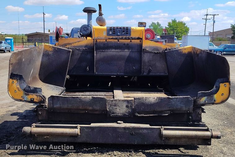 image for item IP9660 Lee-Boy 8515 paver