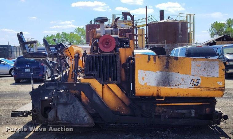 image for item IP9660 Lee-Boy 8515 paver