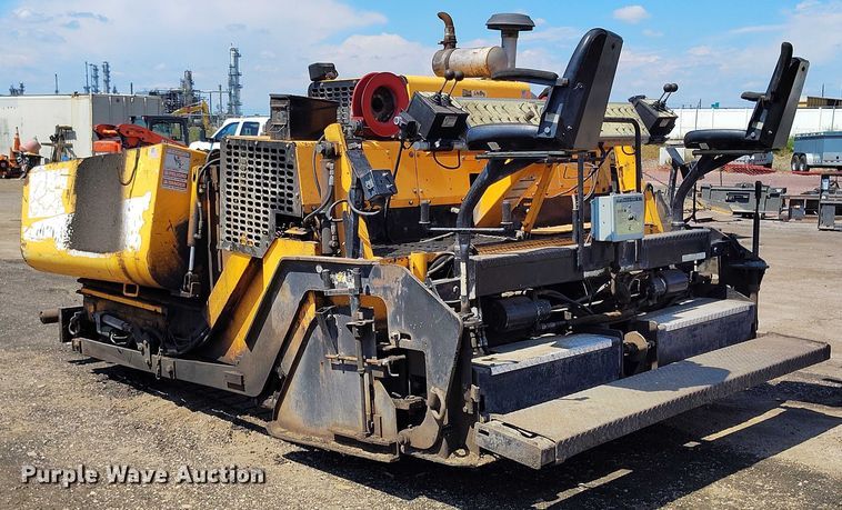 image for item IP9660 Lee-Boy 8515 paver